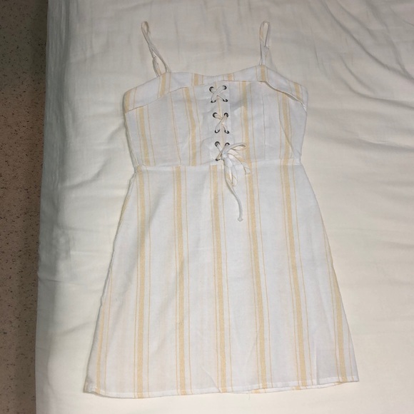 Love Culture Dresses & Skirts - ⭐️WHITE & YELLOW STRIPED SUMMER DRESS